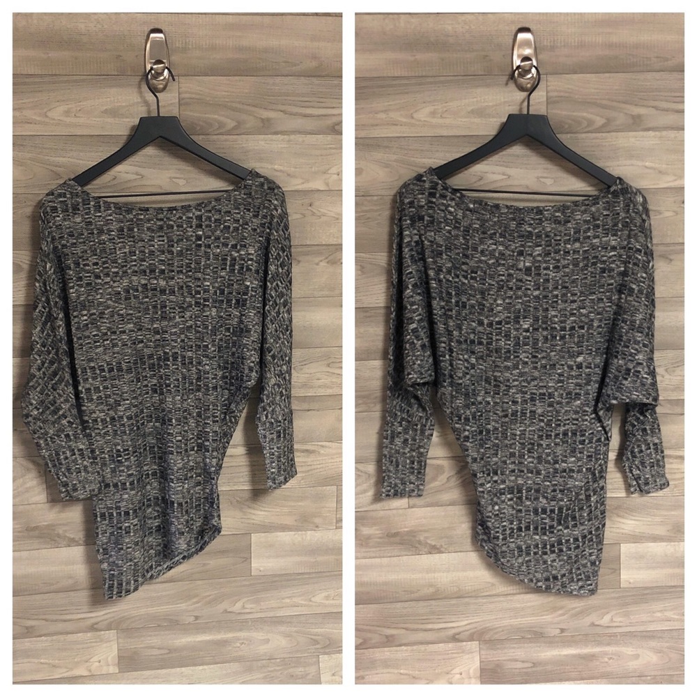 NEW! HACCI OFF THE SHOULDER TOP - Picture 3 of 4